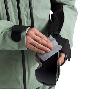 The North Face Chakal Jacket – Men’s